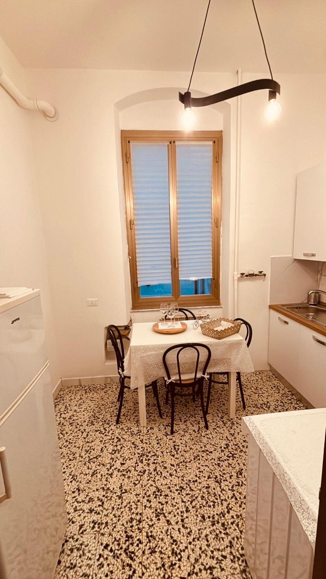 Appartamento Retro-Chic In La Spezia Exterior foto